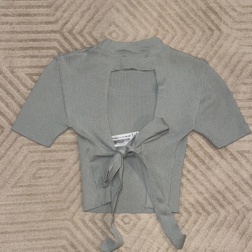 Zara Gray/Blue Women's Tie Top
worn once
size s